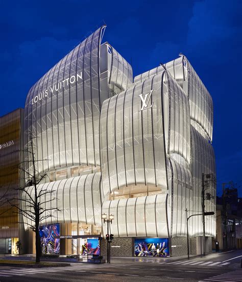 lv flagship store